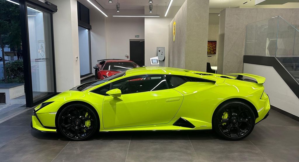 Lamborghini Huracán 2023