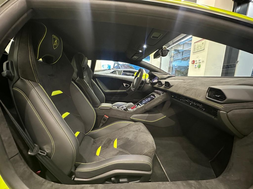 Lamborghini Huracán 2023