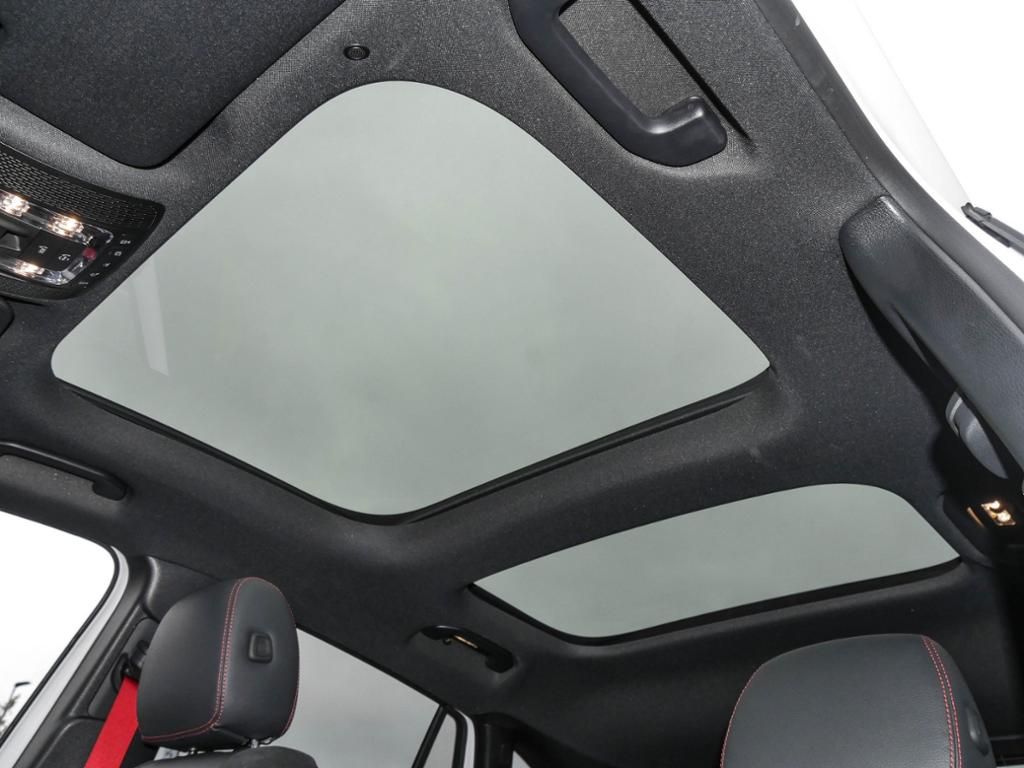 Mercedes-Benz GLA 35 AMG 2023