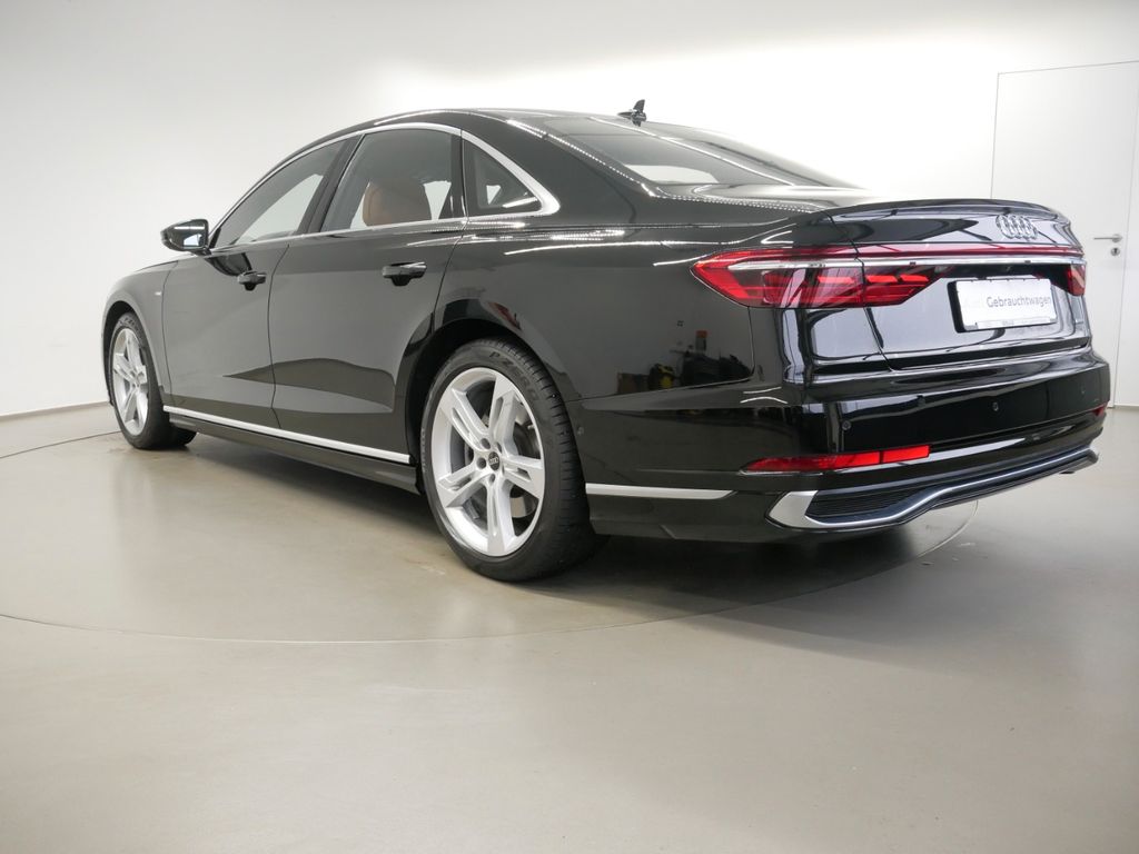 Audi A8 2022
