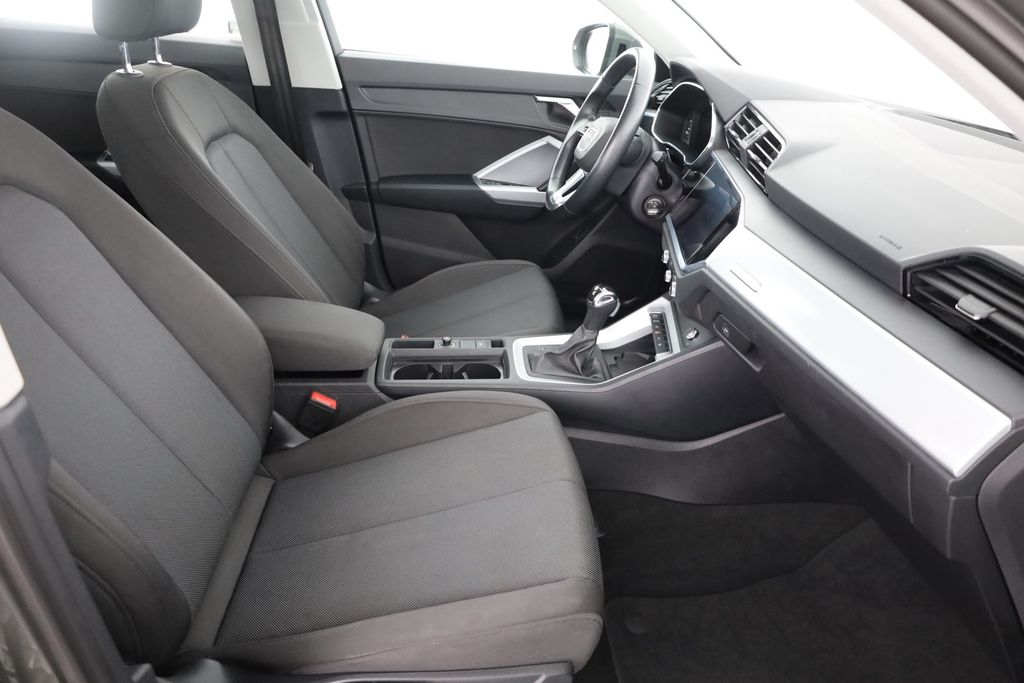 Audi Q3 2021