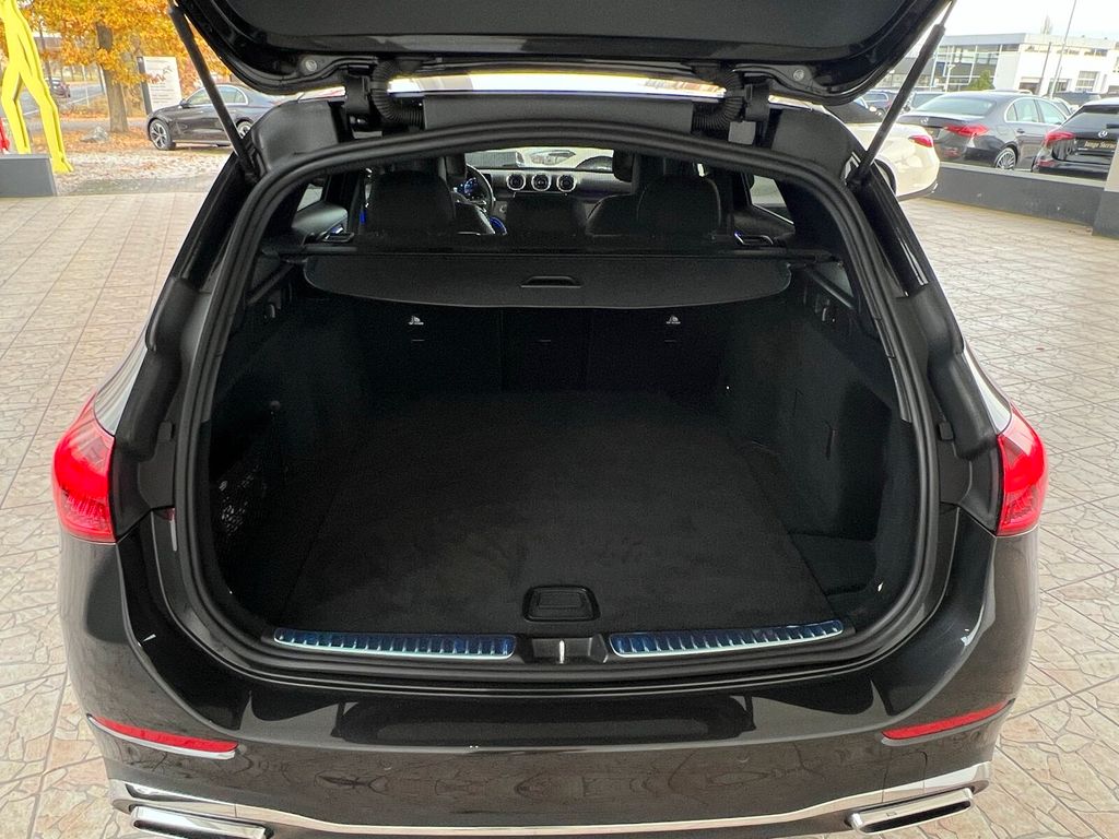 Mercedes-Benz C 200 2025