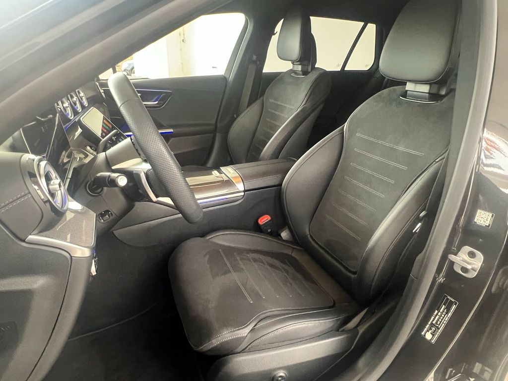 Mercedes-Benz C 200 2025