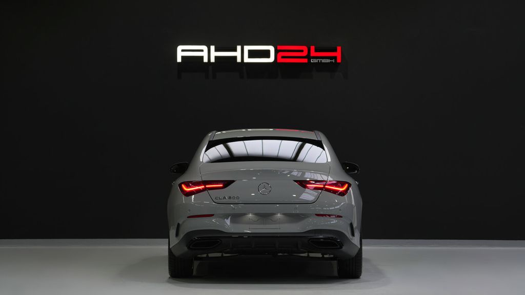 Mercedes-Benz CLA 200 2025