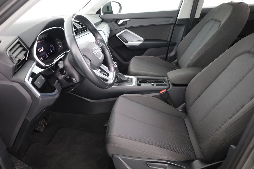 Audi Q3 2021