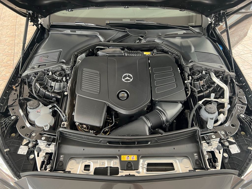 Mercedes-Benz C 200 2025