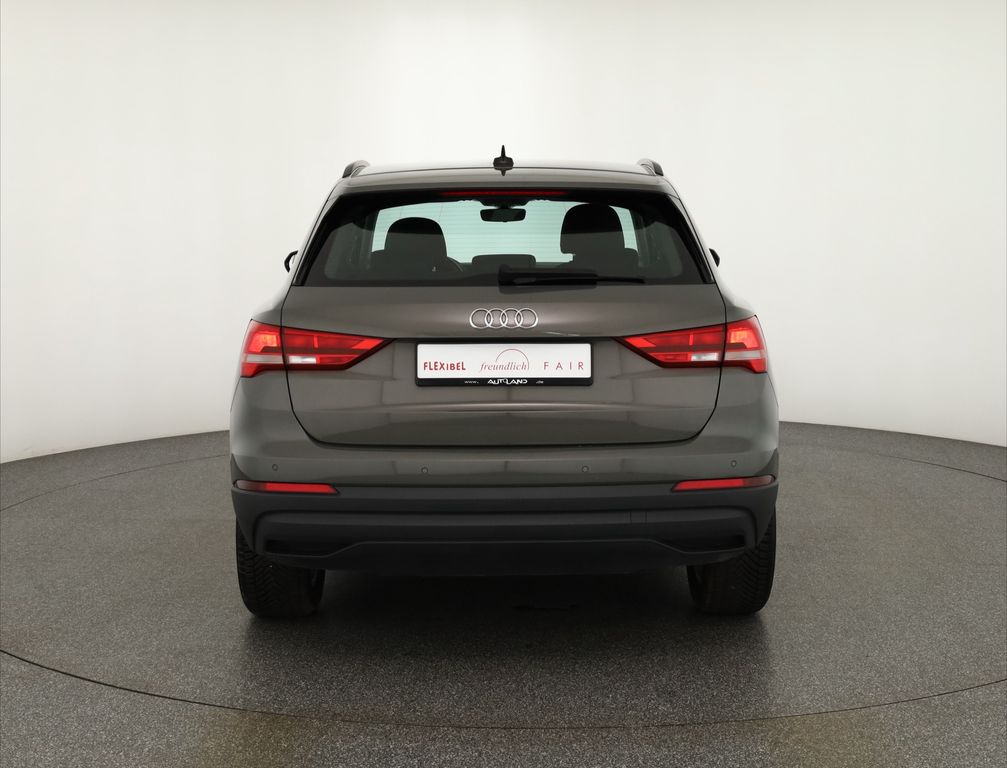 Audi Q3 2021