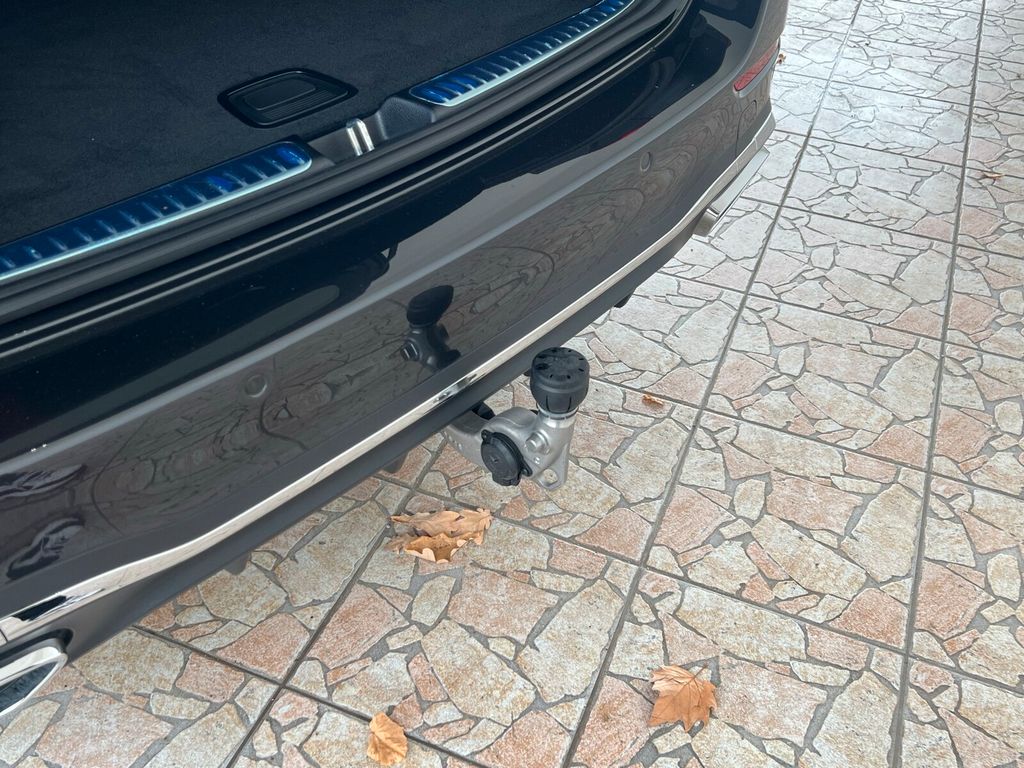 Mercedes-Benz C 200 2025