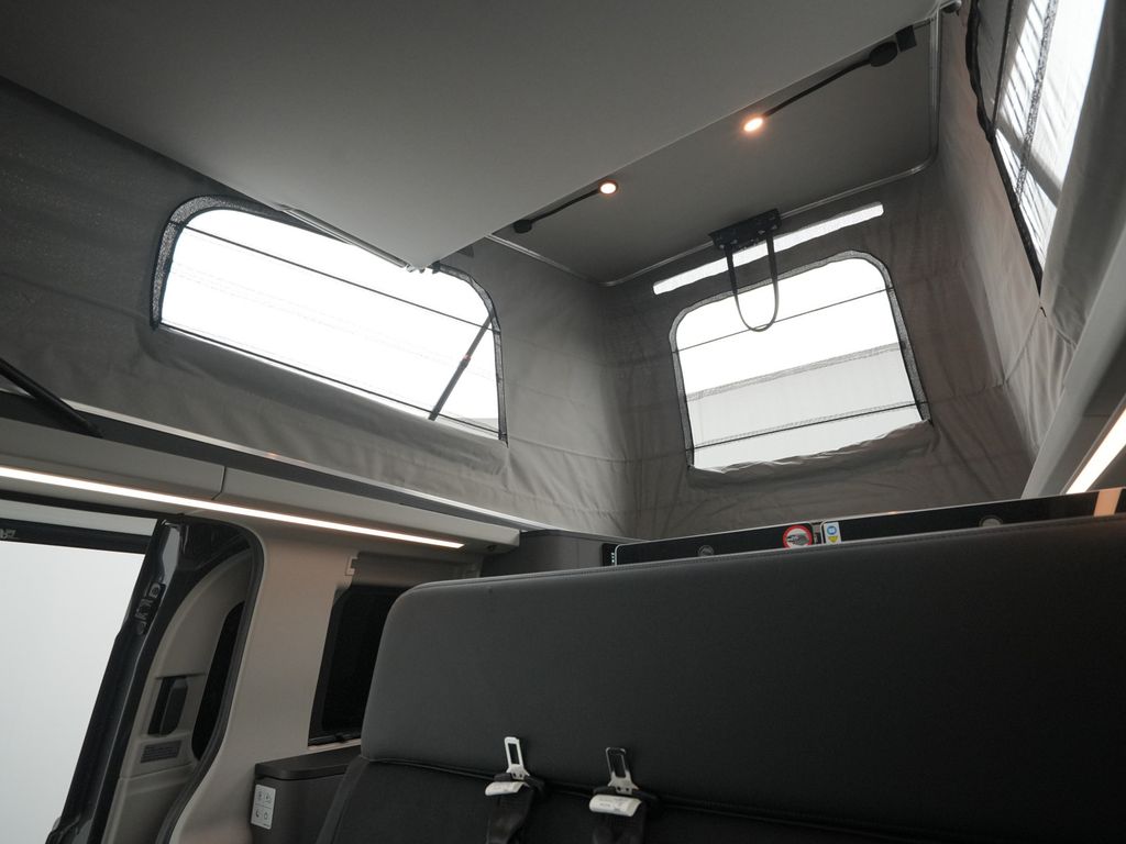 Ford Tourneo Custom 2025