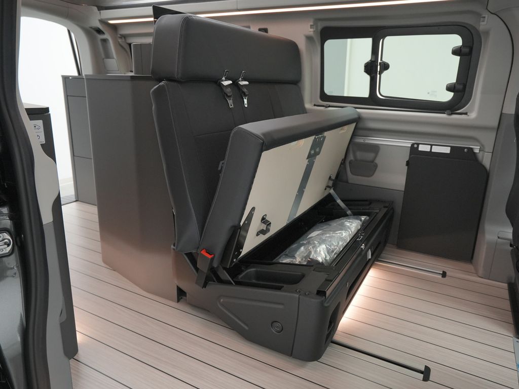 Ford Tourneo Custom 2025