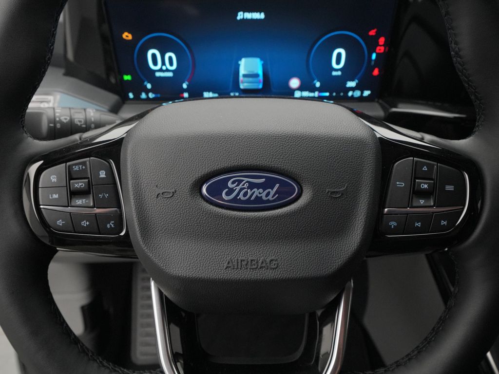 Ford Tourneo Custom 2025