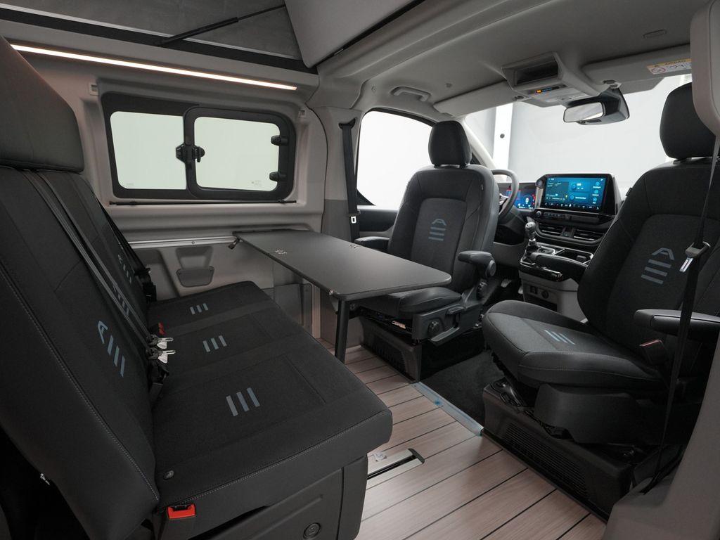 Ford Tourneo Custom 2025