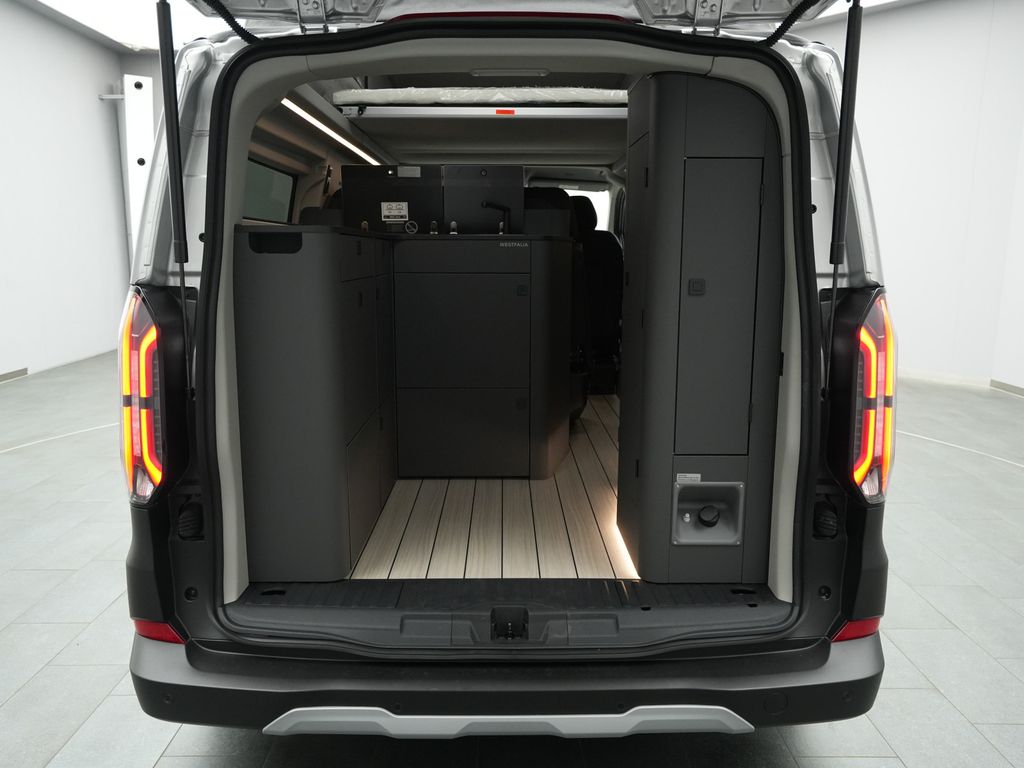 Ford Tourneo Custom 2025