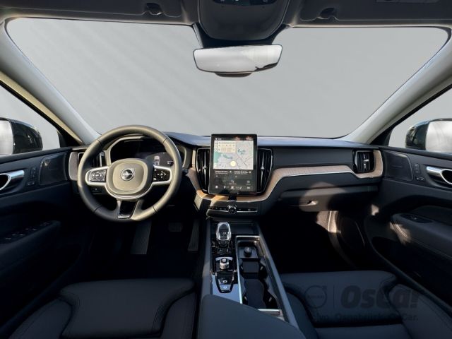 Volvo XC60 2025