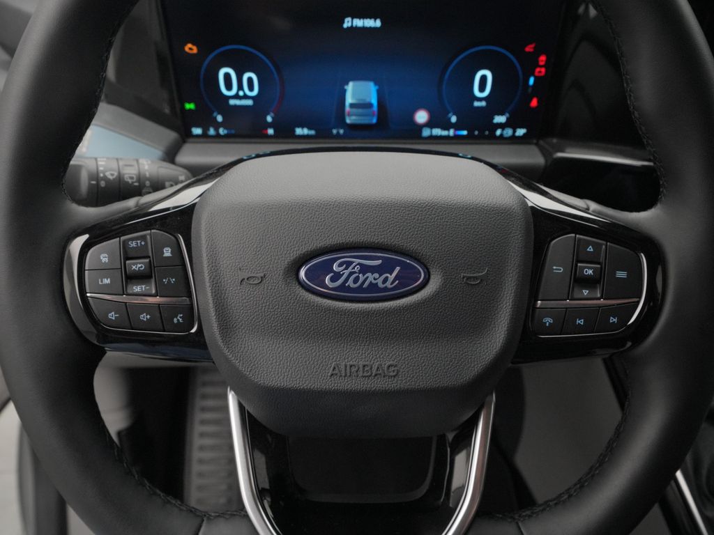 Ford Tourneo Custom 2025