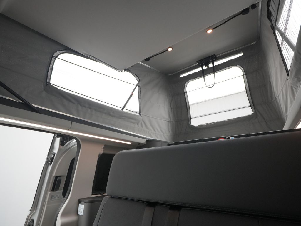 Ford Tourneo Custom 2025