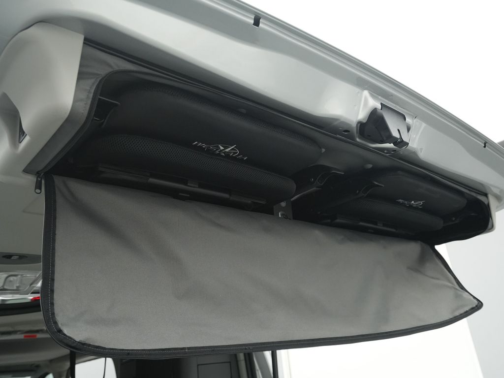 Ford Tourneo Custom 2025