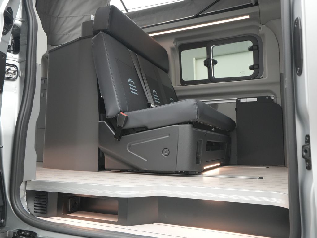 Ford Tourneo Custom 2025