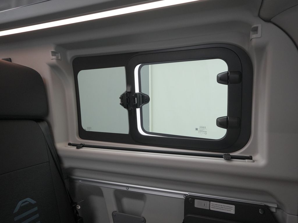 Ford Tourneo Custom 2025