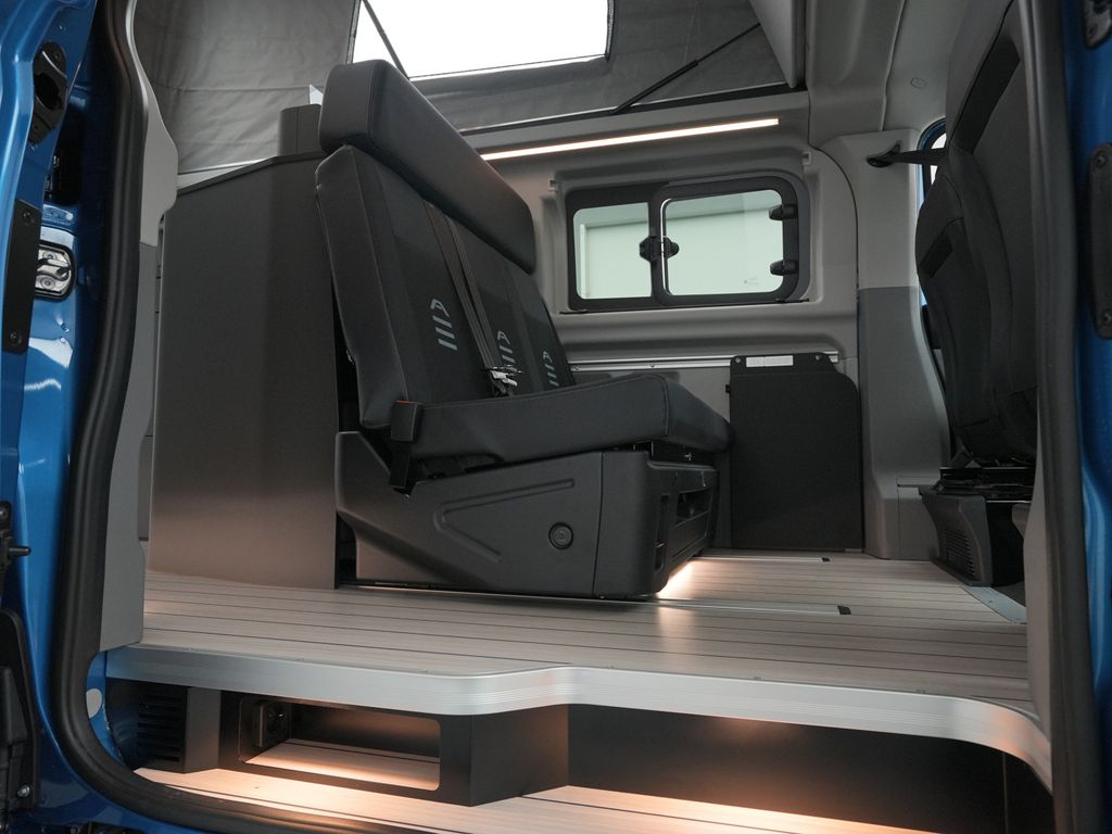 Ford Tourneo Custom 2025