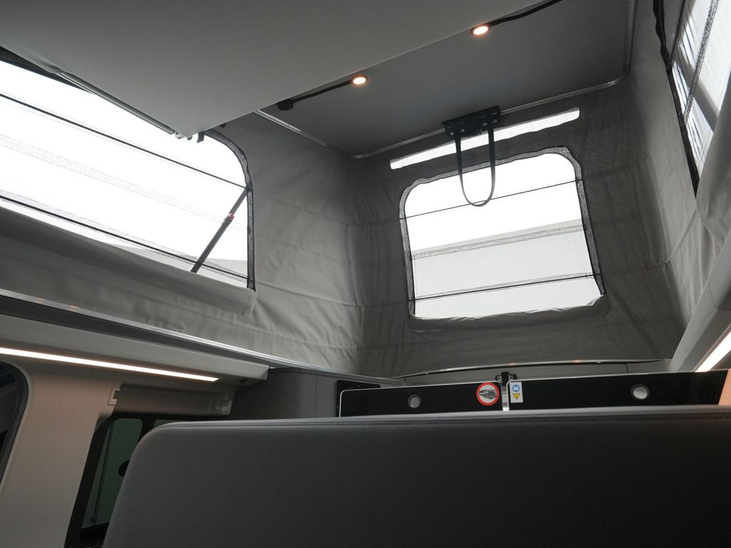 Ford Tourneo Custom 2025