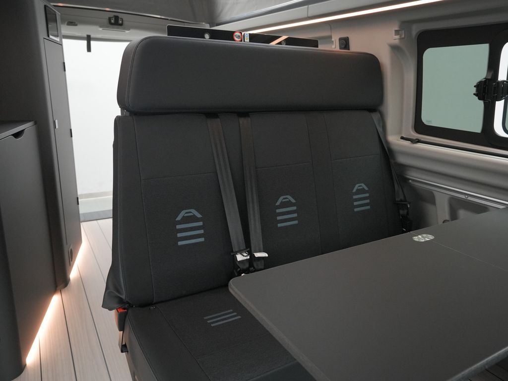 Ford Tourneo Custom 2025