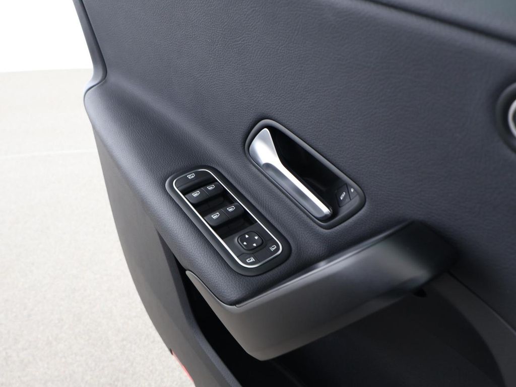 Mercedes-Benz A 250 2022