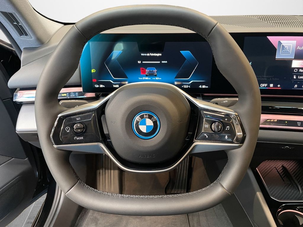 BMW i5 2024