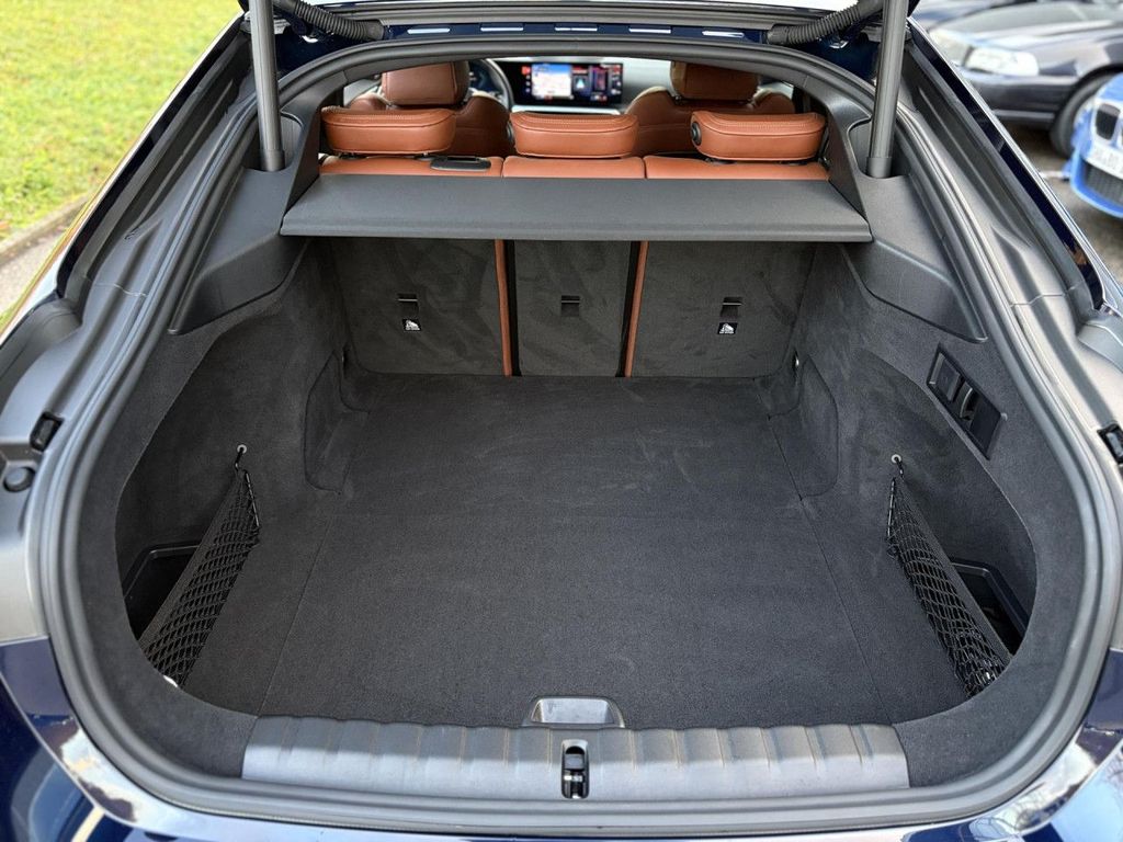 BMW i4 2023