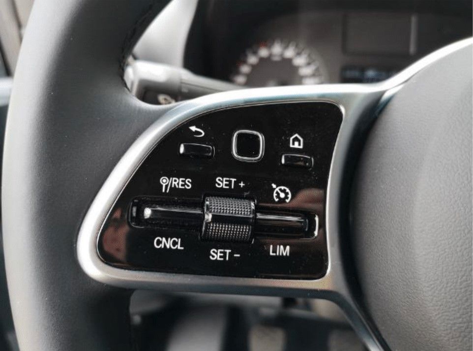 Mercedes-Benz Sprinter 2024
