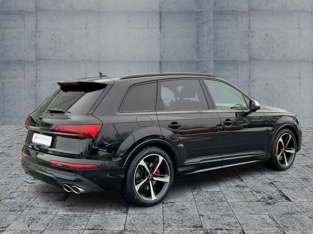 Audi SQ7 2023