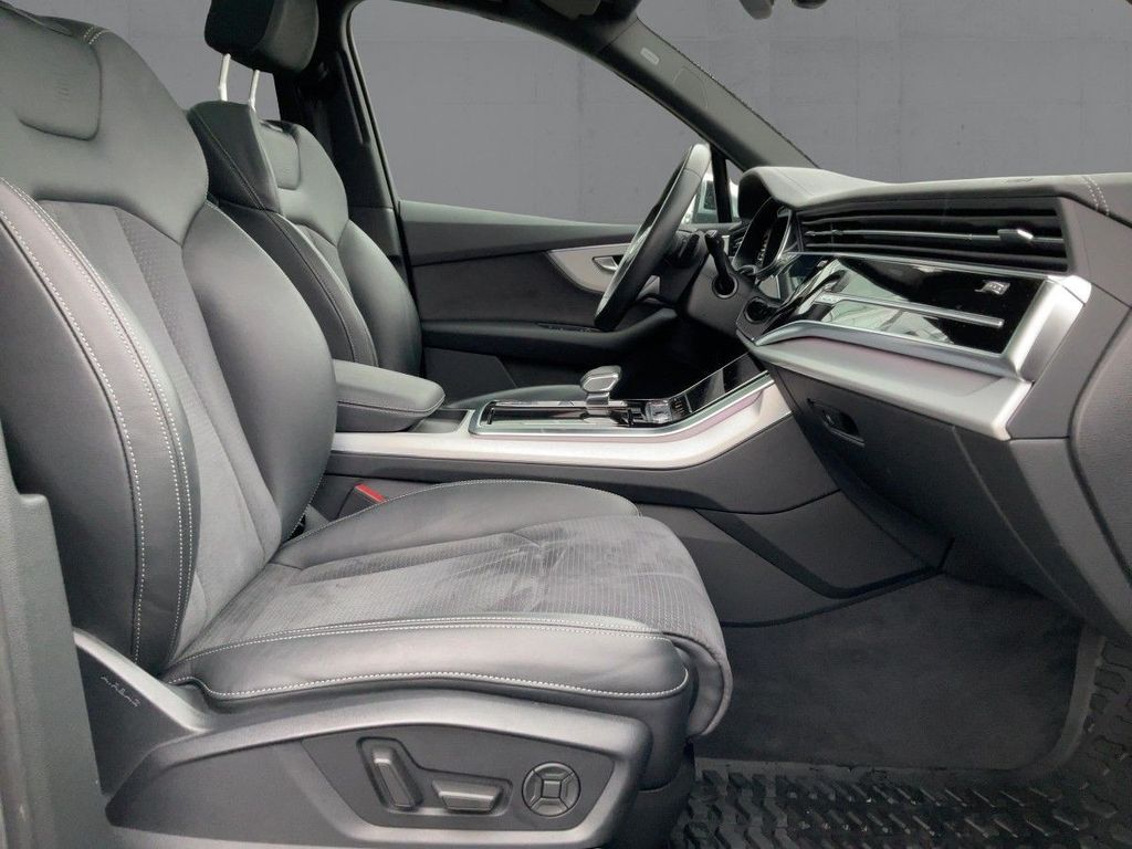 Audi SQ7 2023