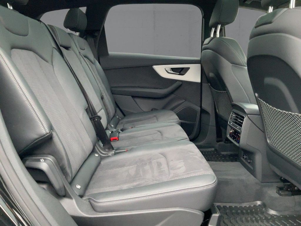Audi SQ7 2023
