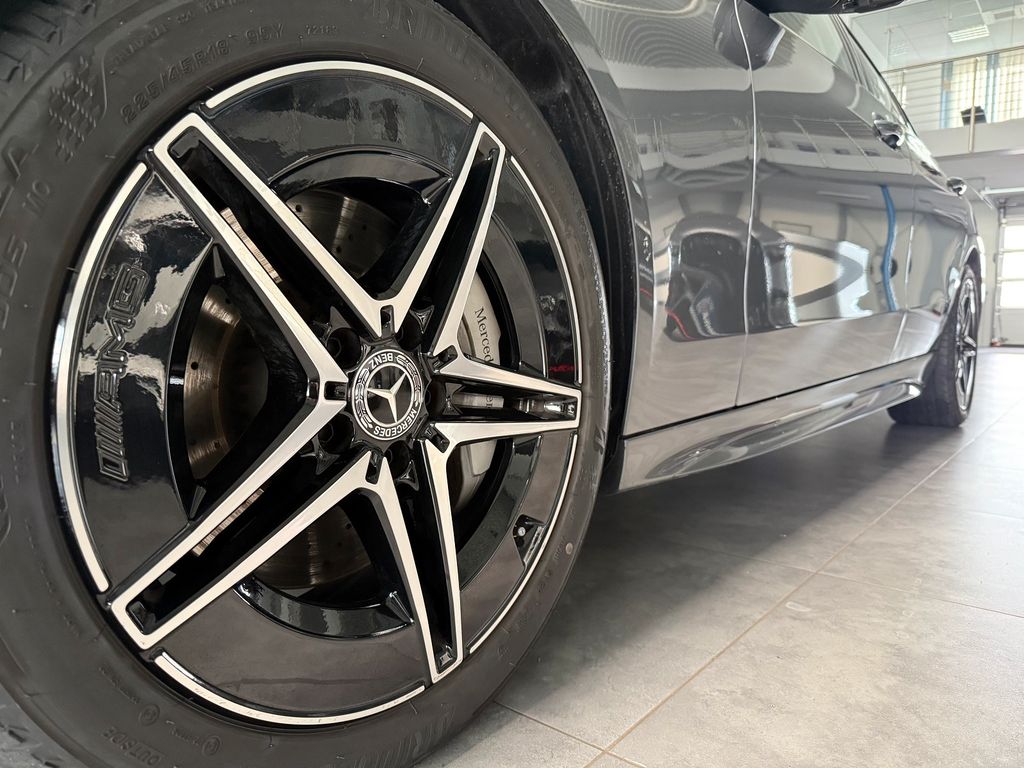 Mercedes-Benz C 200 2024