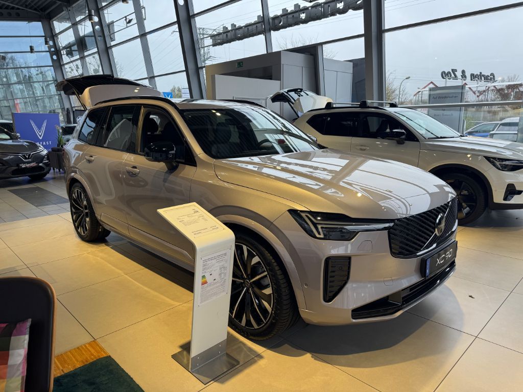 Volvo XC90