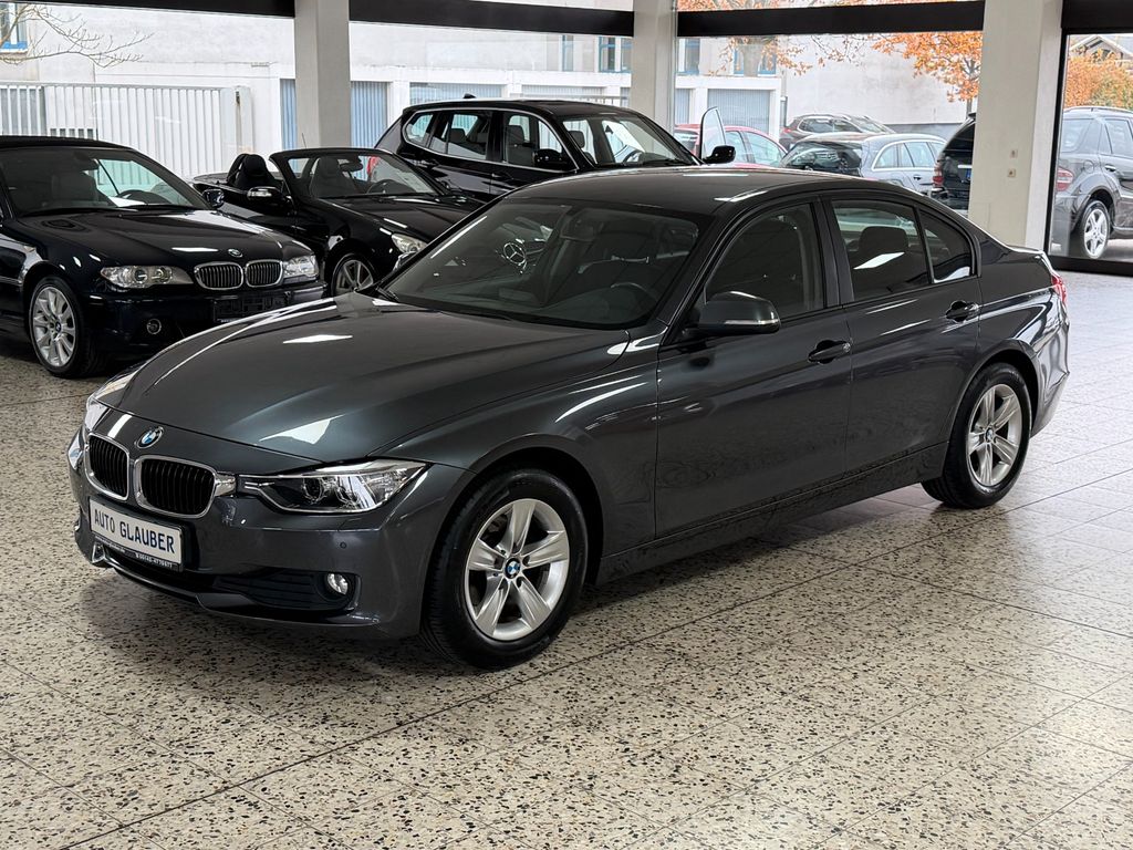 BMW 318 2013