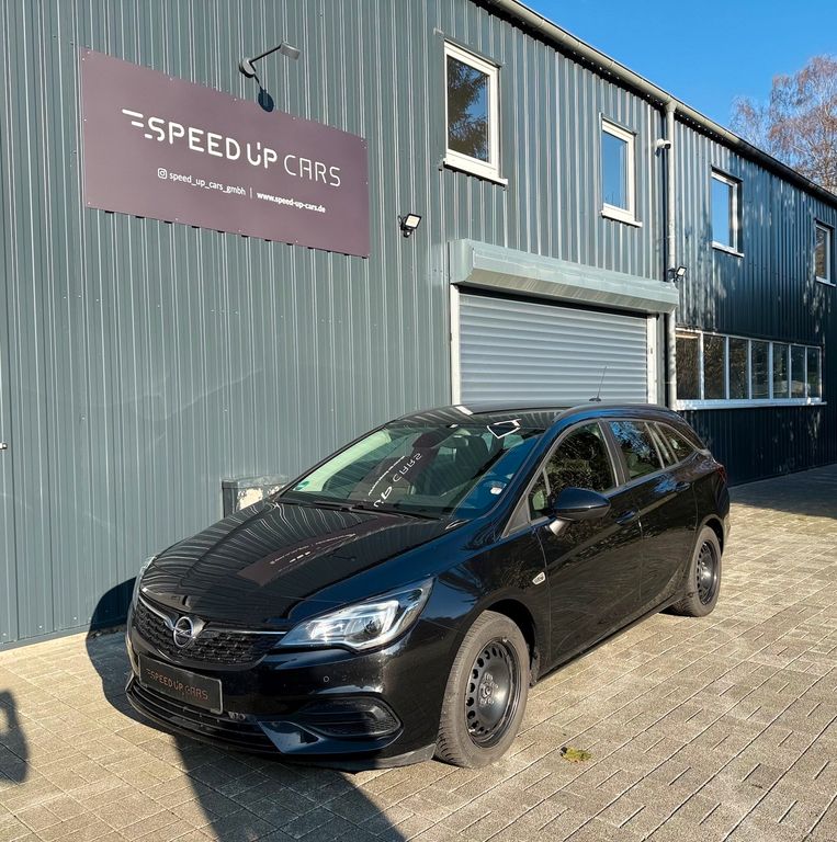 Opel Astra 2021