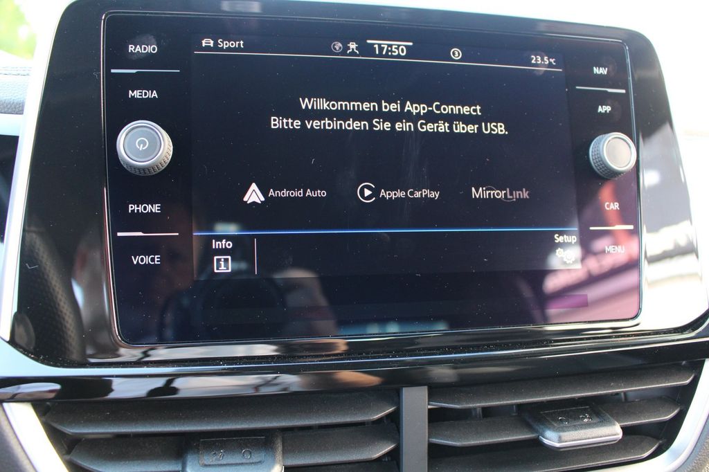 Volkswagen T-Roc 2023