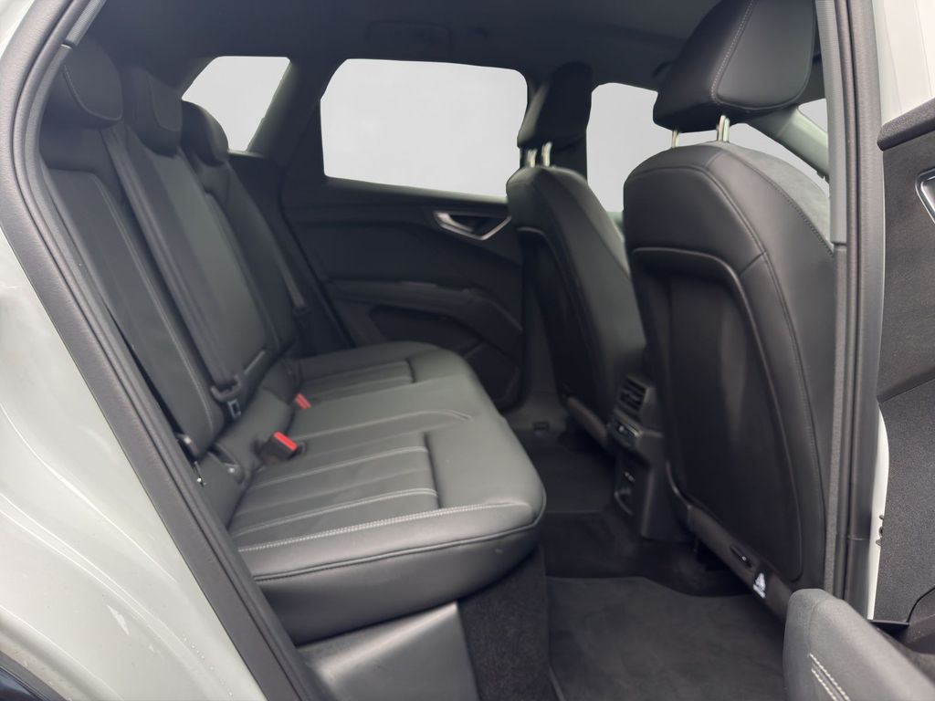 Audi Q4 e-tron 2025
