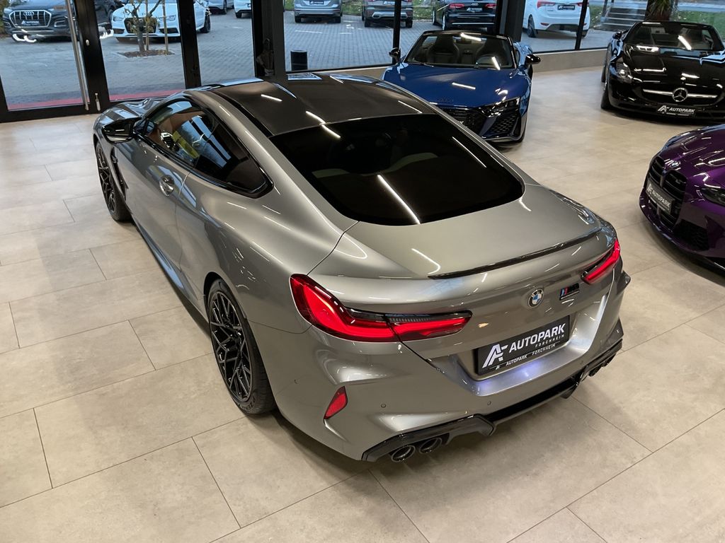 BMW M8 2021