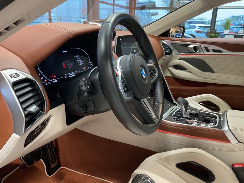 BMW M8 2021