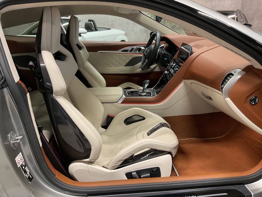 BMW M8 2021