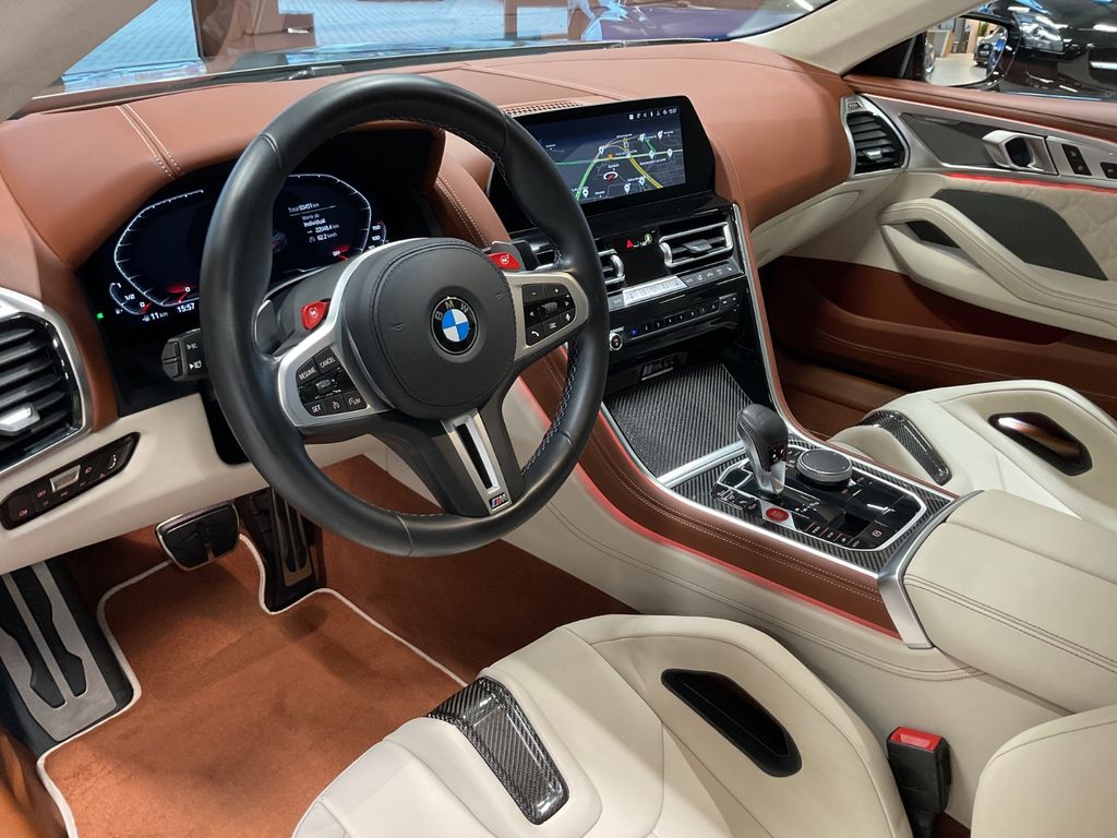 BMW M8 2021