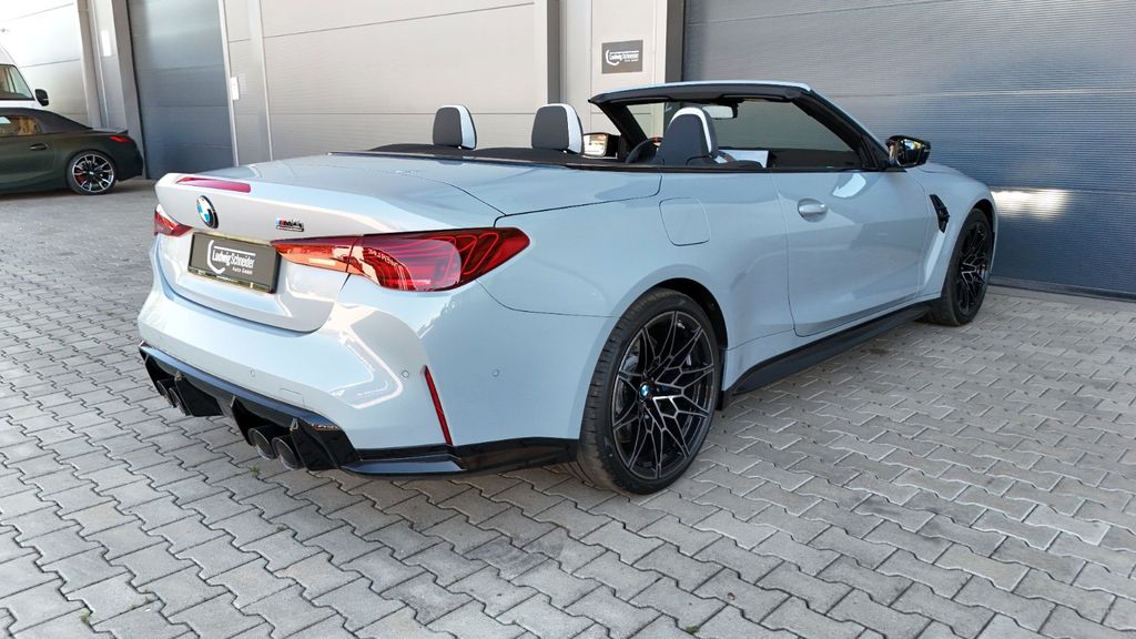 BMW M4 2025