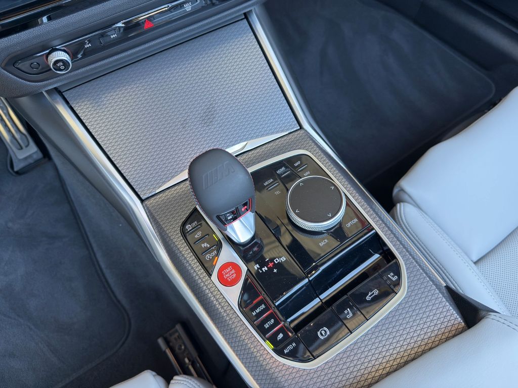 BMW M4 2025