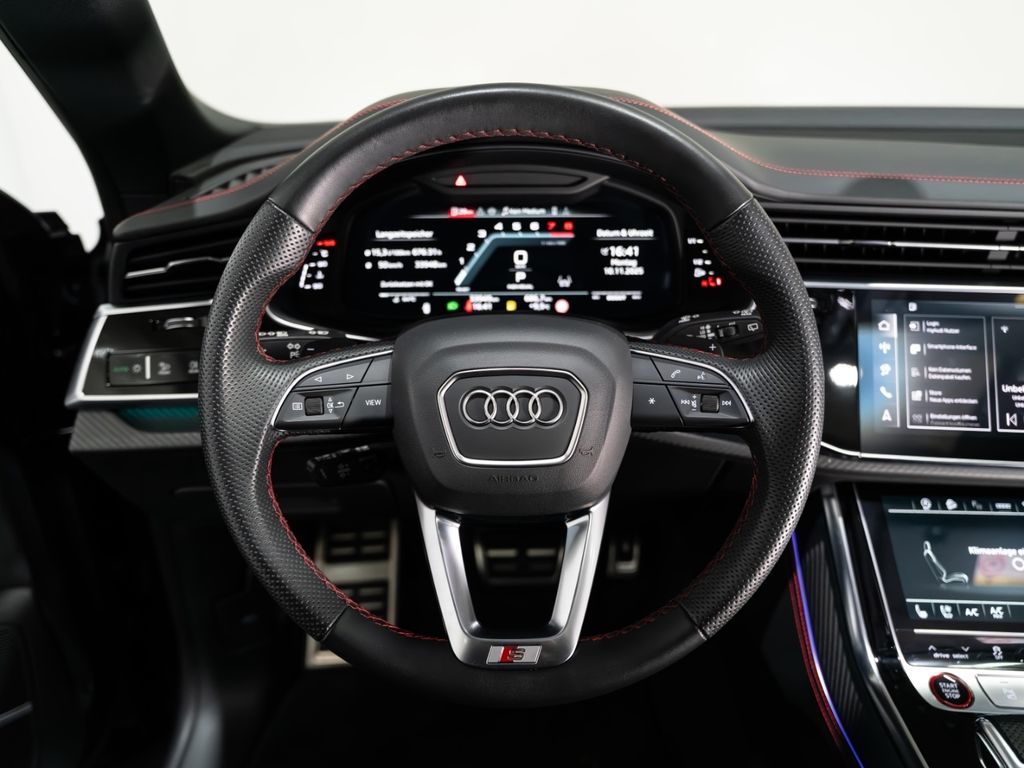 Audi SQ8 2024