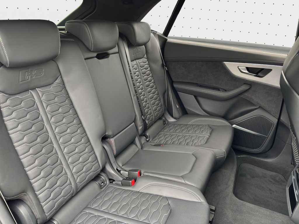 Audi RSQ8 2023