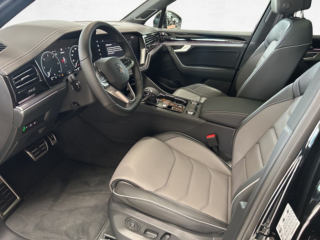 Volkswagen Touareg 2025