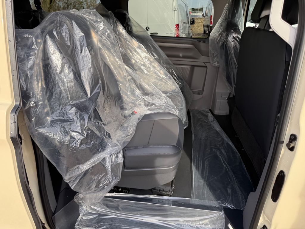 Volkswagen T7 Caravelle 2025