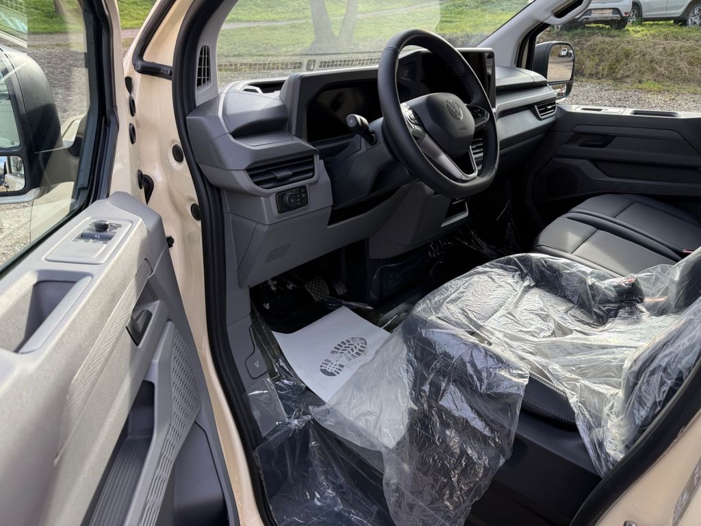 Volkswagen T7 Caravelle 2025